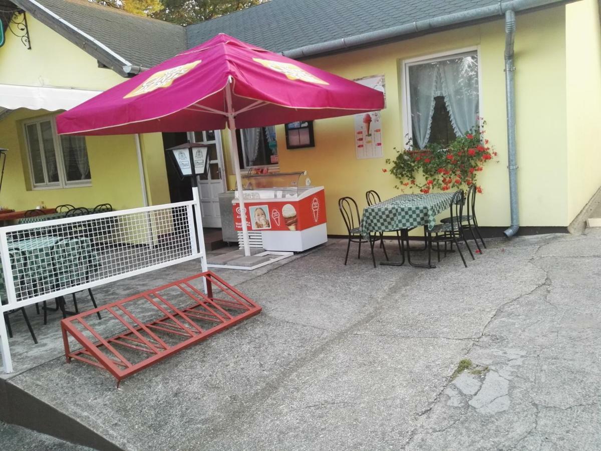 Vadasa Motel Es Etterem Hegyhatszentjakab Екстер'єр фото