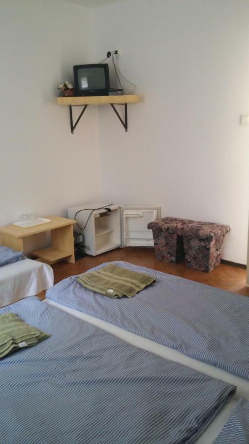 Vadasa Motel Es Etterem Hegyhatszentjakab Екстер'єр фото