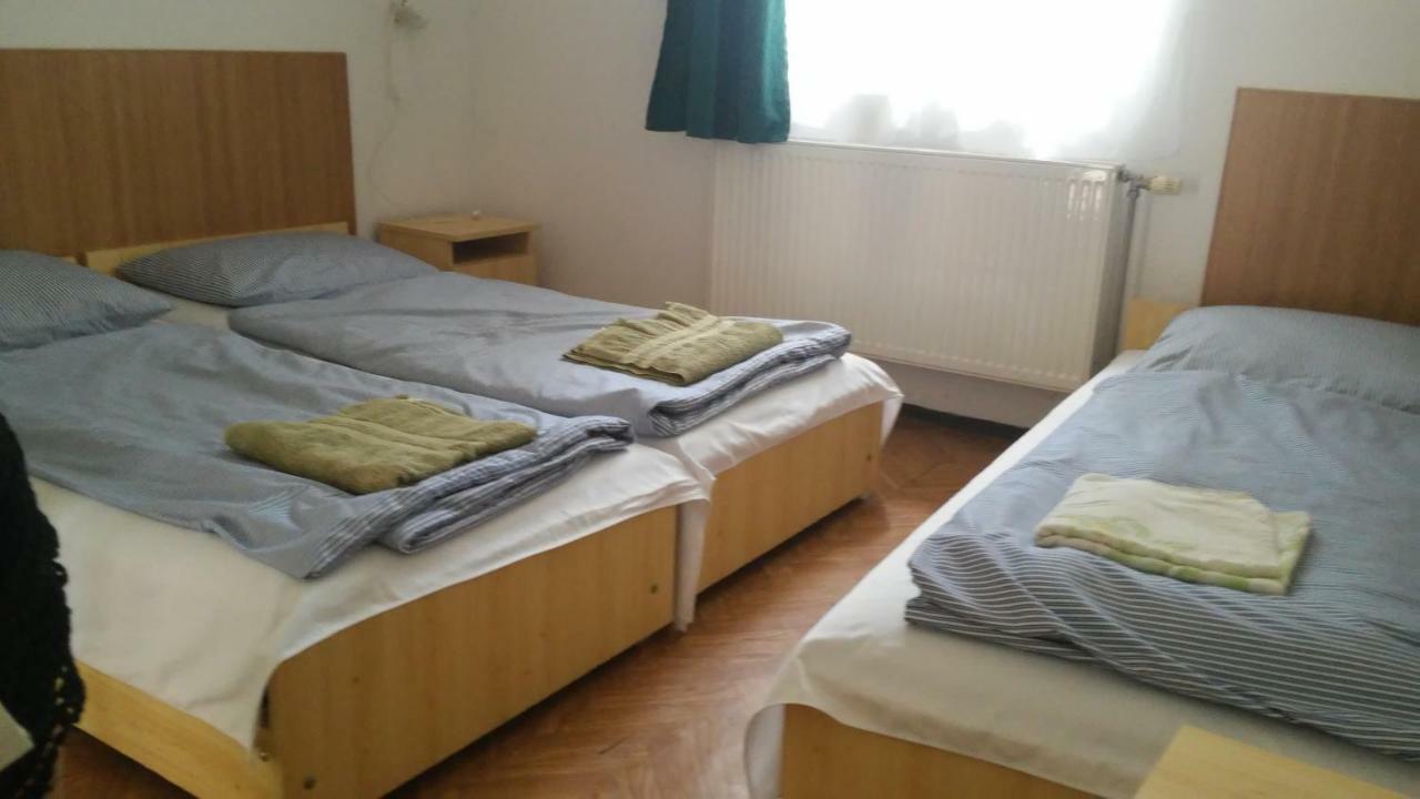 Vadasa Motel Es Etterem Hegyhatszentjakab Екстер'єр фото